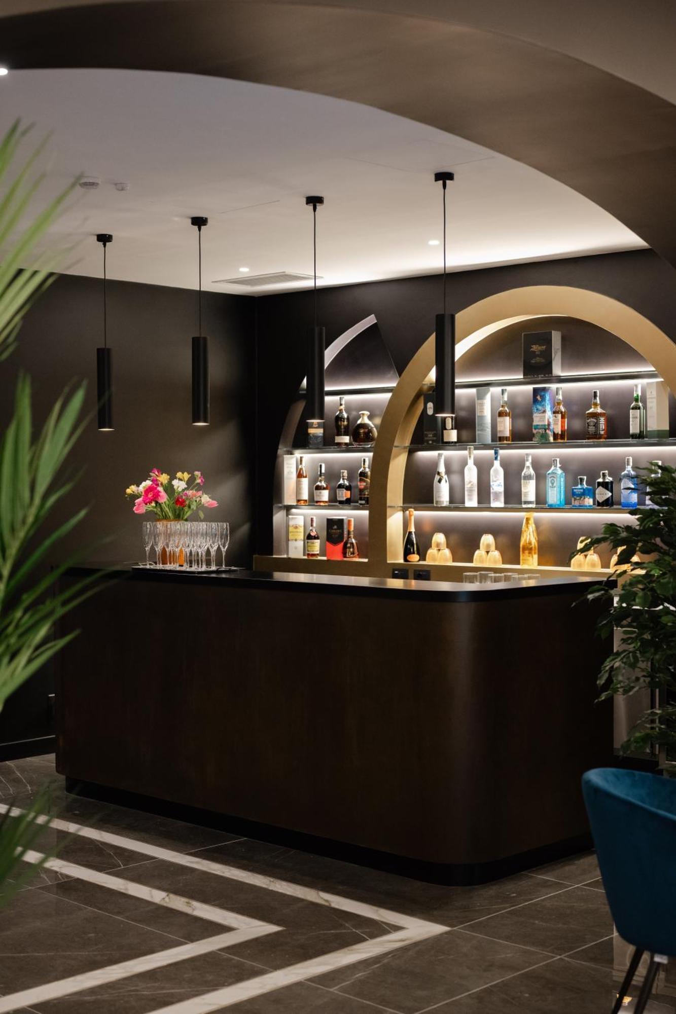 Emme Palace Hotel & Spa Orvieto Bagian luar foto